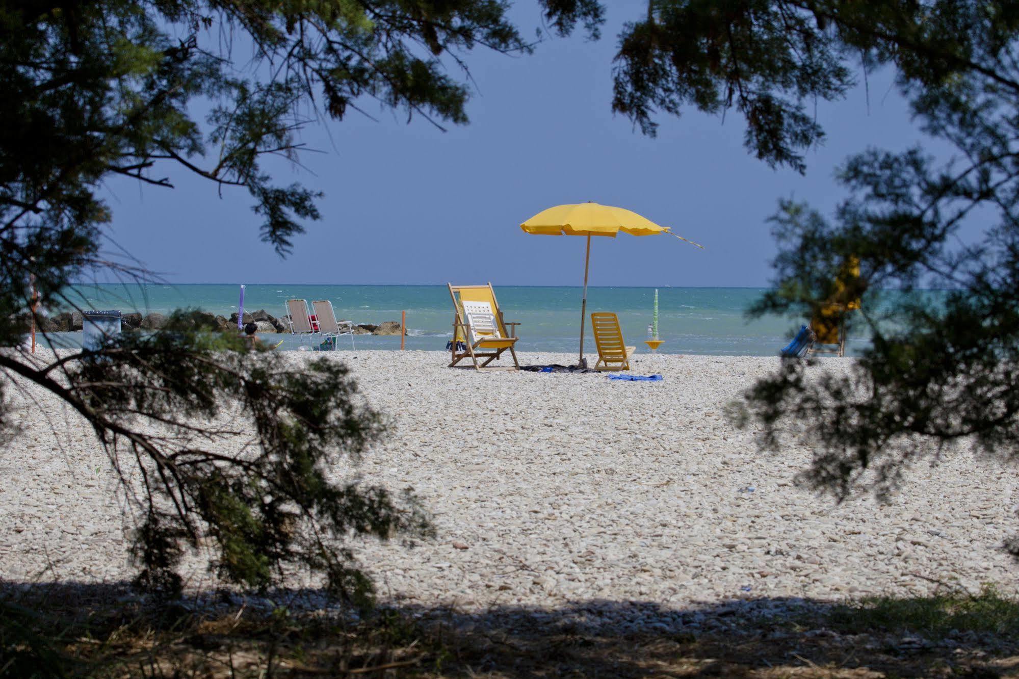 Residence Casabianca Porto San Giorgio Dış mekan fotoğraf