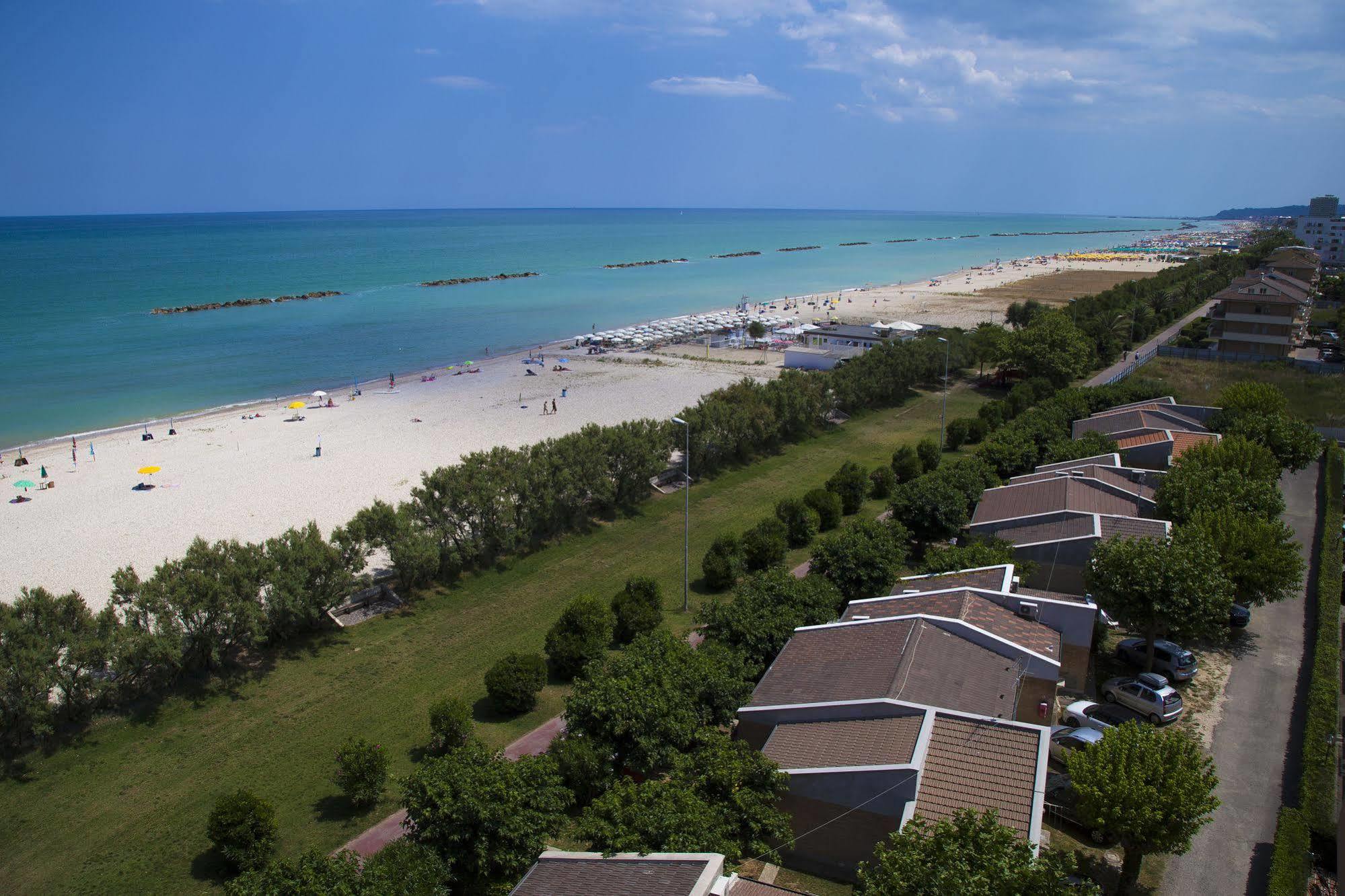 Residence Casabianca Porto San Giorgio Dış mekan fotoğraf
