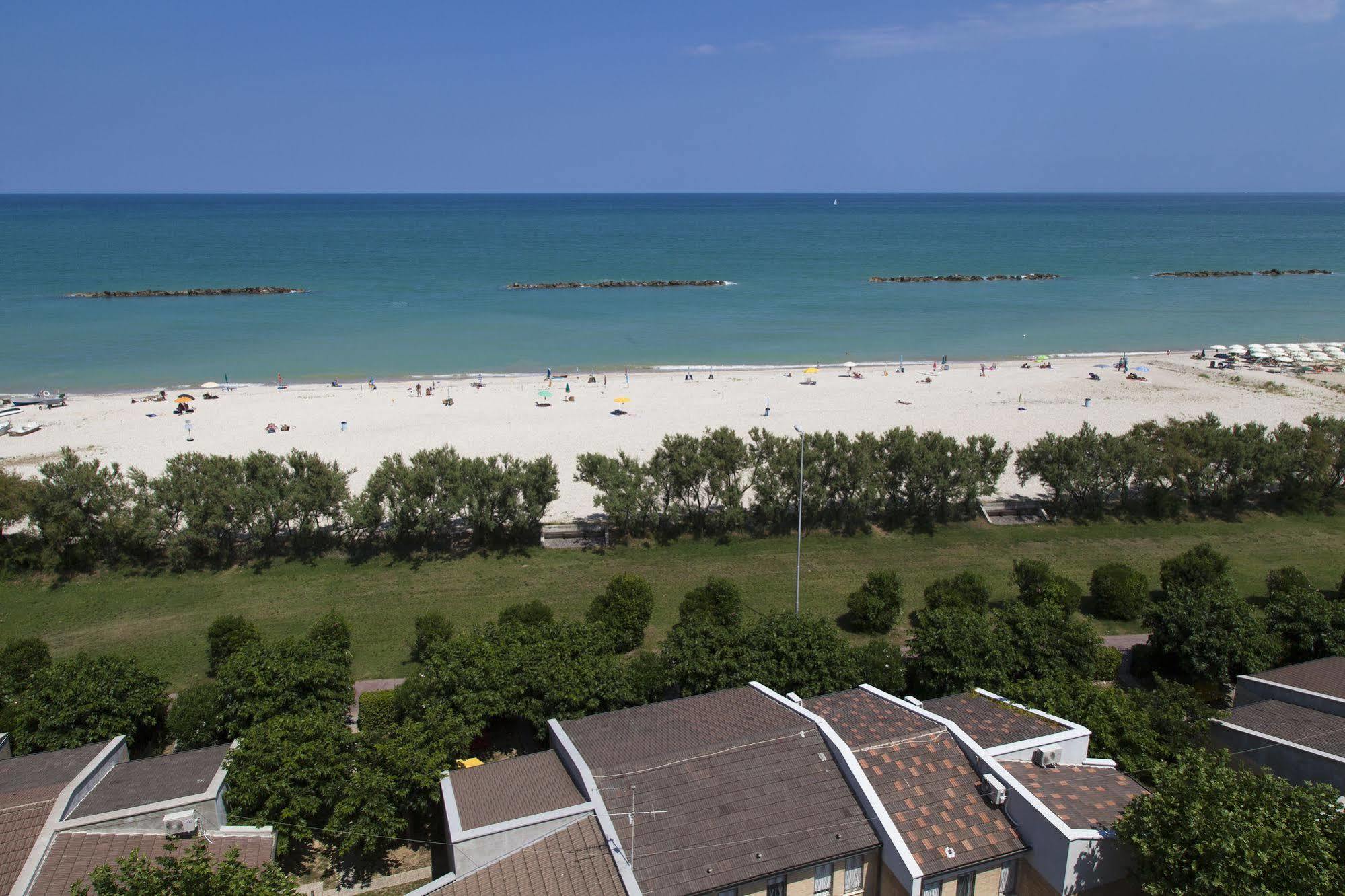 Residence Casabianca Porto San Giorgio Dış mekan fotoğraf